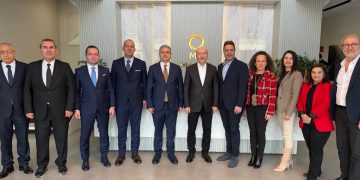 DMO Genel Müdürü Şinasi Candan’dan İzmir’de Tıbbi Cihaz Üreticilerine Ziyaret