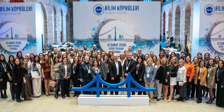 Obeziteyle Mücadelede Hekim – Eczacı İş Birliği: HOBİSAD’dan Kritik Uyarı!