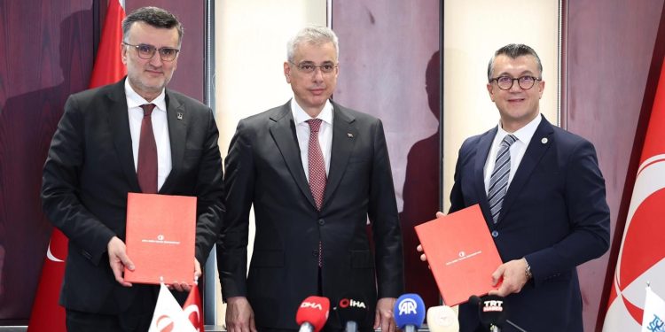 TÜSEB ile ODTÜ arasında sağlık AR-GE alanında stratejik iş birliği protokolü imzalandı