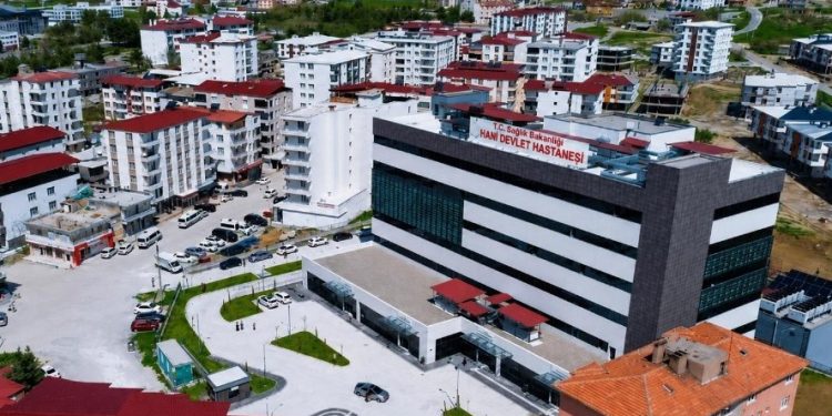 Diyarbakır Hani Devlet Hastanesi hizmete başladı