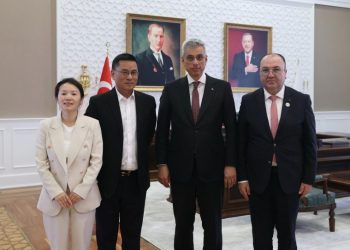Snibe Diagnostic’den Bakan Memişoğlu’na ziyaret